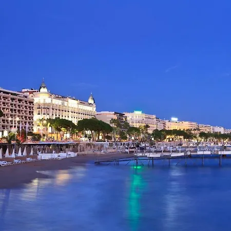 A Deux Pas Du Palais Des Festivals * Cannes