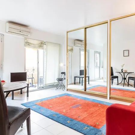Apartment A Deux Pas Du Palais Des Festivals Cannes